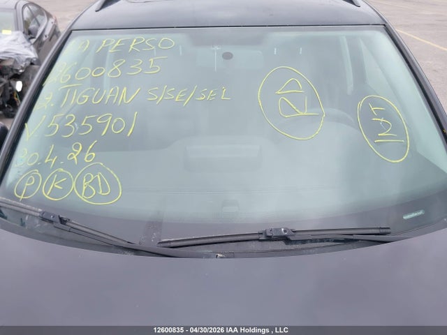 Продажа на аукционе авто 2012 Volkswagen Tiguan S/se/sel, vin: WVGAV7AX5CW535901, номер лота: 12600835