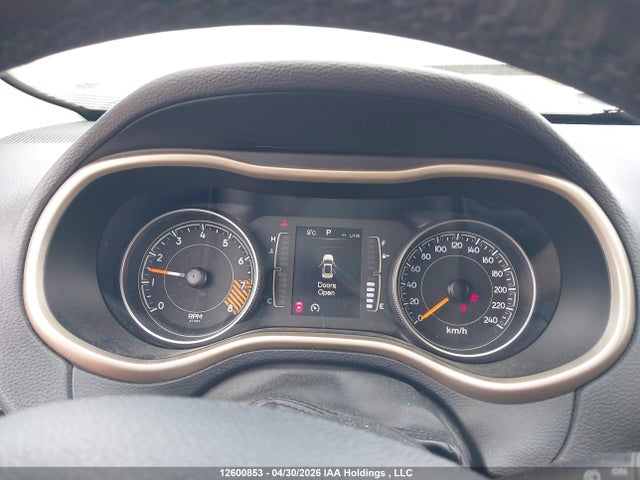 Продаж на аукціоні авто 2015 Jeep Cherokee Sport, vin: 1C4PJMAS7FW679919, номер лоту: 12600853