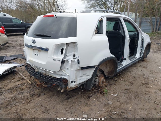 Продаж на аукціоні авто 2013 Kia Sorento, vin: 5XYKUDA2XDG401446, номер лоту: 12600870
