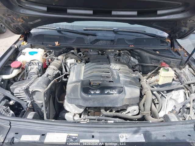 2013 Volkswagen Touareg მანქანა იყიდება აუქციონზე, vin: WVGDF9BP2DD011297, აუქციონის ნომერი: 12600892