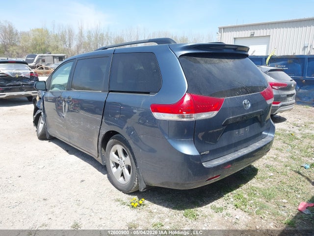 Продаж на аукціоні авто 2013 Toyota Sienna, vin: 5TDZK3DC1DS352398, номер лоту: 12600900
