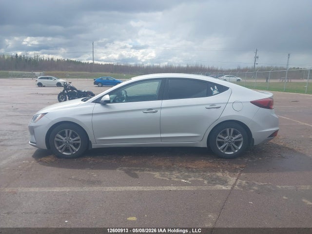 KMHD74LF1KU883652 Hyundai Elantra Essential