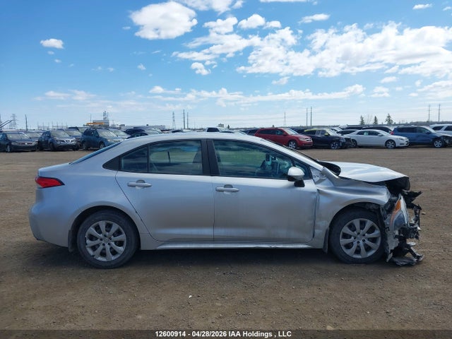 12600914 :رقم المزاد ، 5YFBPRBEXLP111179 vin ، 2020 Toyota Corolla Le مزاد بيع
