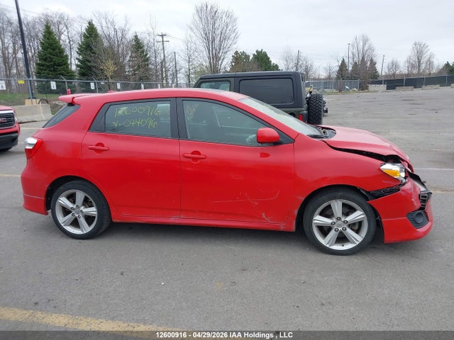 12600916 :رقم المزاد ، 2T1KE4EE8AC044096 vin ، 2010 Toyota Matrix Xr مزاد بيع