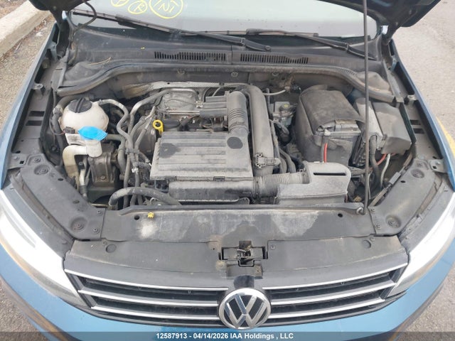12587913 :رقم المزاد ، 3VW2B7AJ5HM255090 vin ، 2017 Volkswagen Jetta 1.4 Tsi Trendline+ مزاد بيع