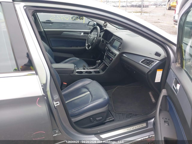 2016 Hyundai Sonata Hybrid Ultimate მანქანა იყიდება აუქციონზე, vin: KMHE34L16GA011271, აუქციონის ნომერი: 12600925