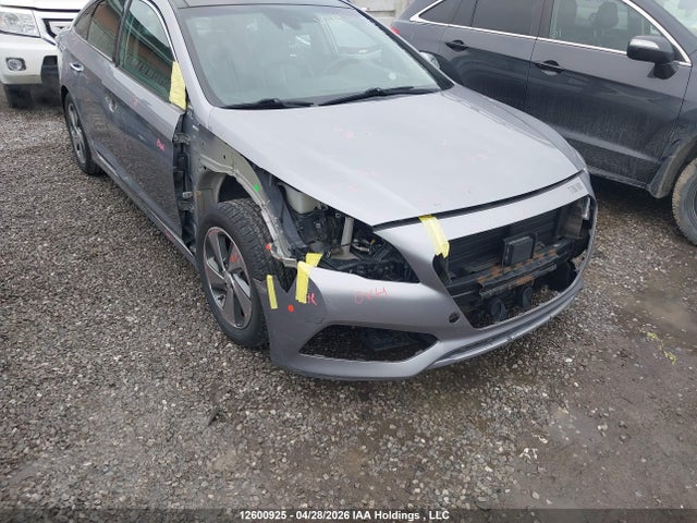 2016 Hyundai Sonata Hybrid Ultimate მანქანა იყიდება აუქციონზე, vin: KMHE34L16GA011271, აუქციონის ნომერი: 12600925