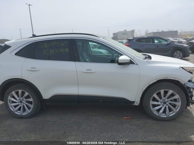 Продаж на аукціоні авто 2022 Ford Escape Titanium, vin: 1FMCU9J90NUB82202, номер лоту: 12600936