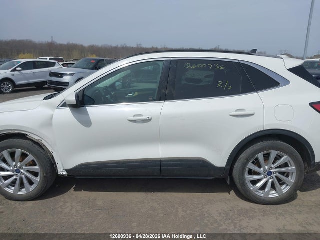 Продаж на аукціоні авто 2022 Ford Escape Titanium, vin: 1FMCU9J90NUB82202, номер лоту: 12600936