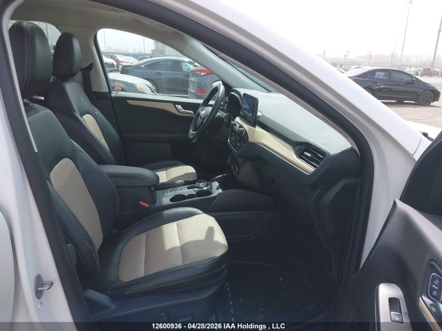 Продаж на аукціоні авто 2022 Ford Escape Titanium, vin: 1FMCU9J90NUB82202, номер лоту: 12600936