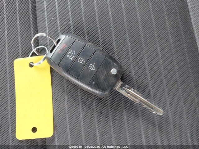 3KPFL4A74JE276257 KIA Forte Lx/s
