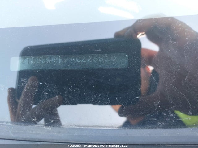 2010 Toyota Corolla Le მანქანა იყიდება აუქციონზე, vin: 2T1BU4EE7AC225810, აუქციონის ნომერი: 12600957
