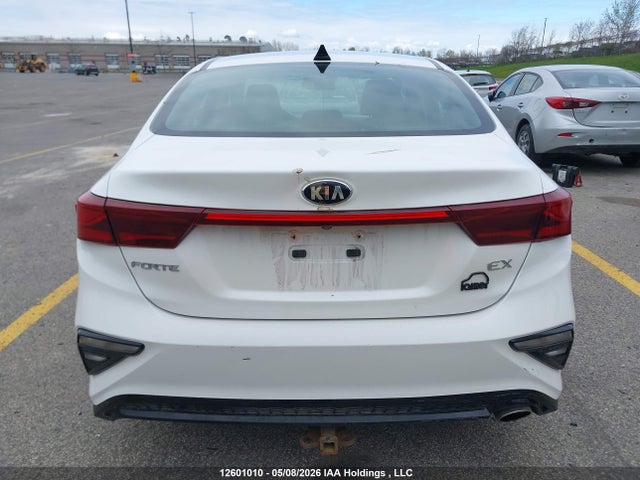 2019 Kia Forte Ex/ex Limited/ex Premium/ex+ მანქანა იყიდება აუქციონზე, vin: 3KPF54AD0KE101389, აუქციონის ნომერი: 12601010