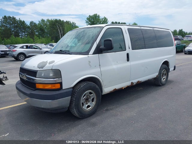 12601013 :رقم المزاد ، 1GNFG154481189899 vin ، 2008 Chevrolet Express G1500 مزاد بيع