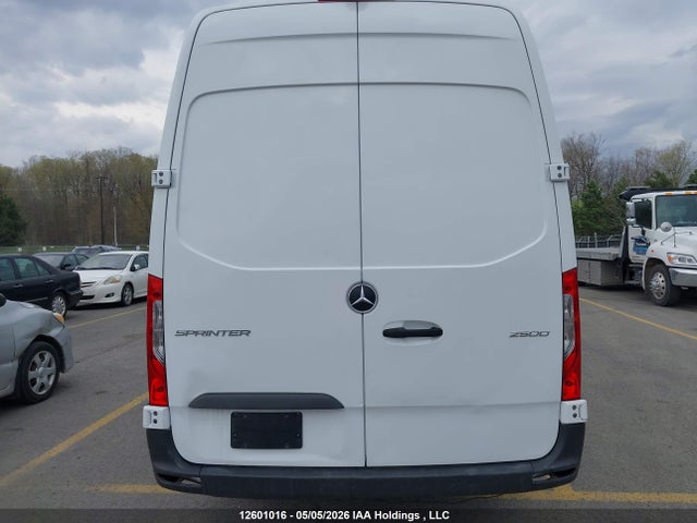 W1Y4KCHY7RP654288 Mercedes-Benz Sprinter 2500 High Roof 4-cyl Diesel