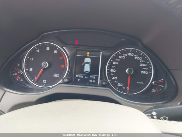 2013 Audi Q5 2.0t Premium მანქანა იყიდება აუქციონზე, vin: WA1LFCFP9DA084461, აუქციონის ნომერი: 12601029