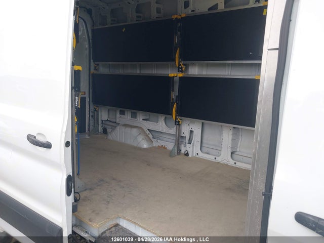 1FTBR1X84NKA79393 Ford Transit T-250