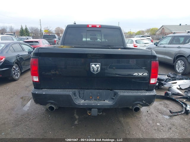 12601047 :رقم المزاد ، 1C6RR7LT4JS150265 vin ، 2018 Ram 1500 Slt مزاد بيع