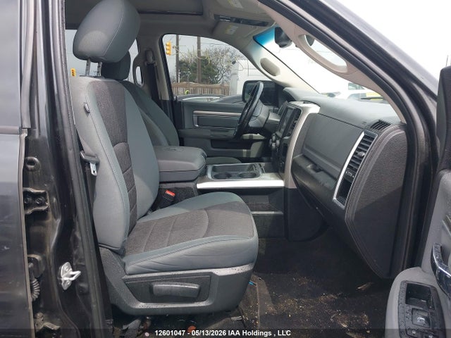 12601047 :رقم المزاد ، 1C6RR7LT4JS150265 vin ، 2018 Ram 1500 Slt مزاد بيع