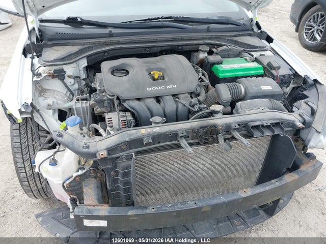 2017 Hyundai Elantra Le მანქანა იყიდება აუქციონზე, vin: 5NPD74LF7HH158502, აუქციონის ნომერი: 12601069