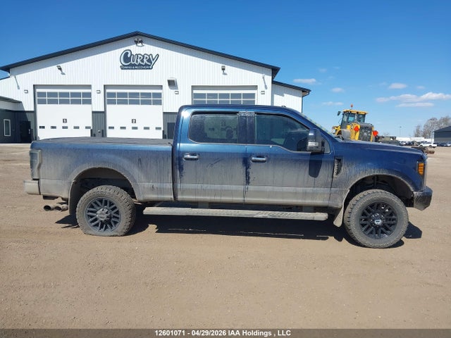 2017 Ford F-350 Xlt მანქანა იყიდება აუქციონზე, vin: 1FT8W3BT2HEE88246, აუქციონის ნომერი: 12601071