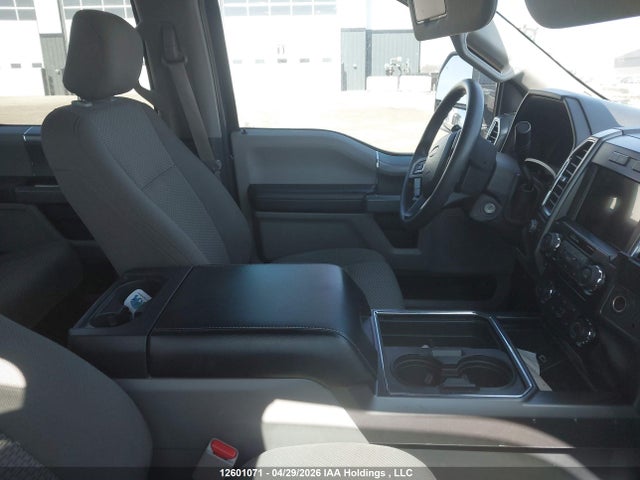 2017 Ford F-350 Xlt მანქანა იყიდება აუქციონზე, vin: 1FT8W3BT2HEE88246, აუქციონის ნომერი: 12601071
