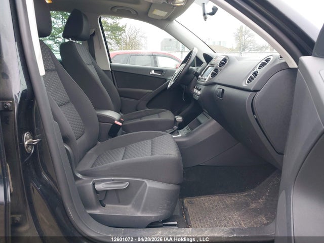 12601072 :رقم المزاد ، WVGBV7AX9AW521615 vin ، 2010 Volkswagen Tiguan 2.0 Tsi Comfortline/2.0 Tsi Highline/2.0 Tsi Trendline مزاد بيع