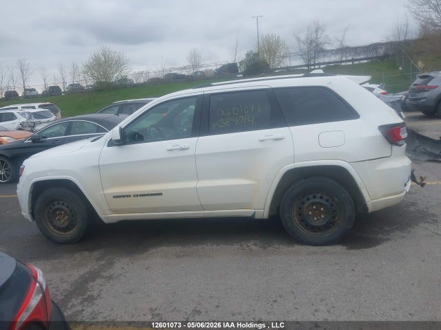 1C4RJFAG6JC384014 Jeep Grand Cherokee Laredo