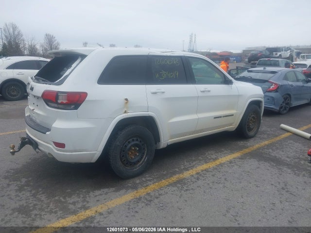 1C4RJFAG6JC384014 Jeep Grand Cherokee Laredo