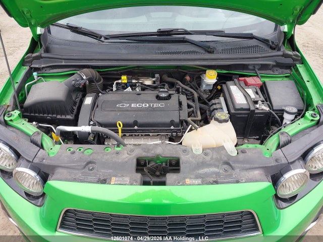 1G1JC6SH1F4126606 Chevrolet SONIC LT