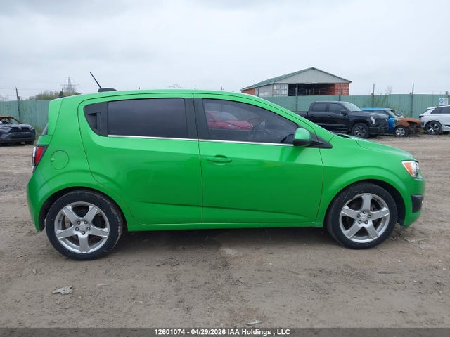 1G1JC6SH1F4126606 Chevrolet SONIC LT