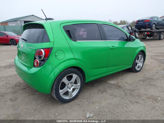 1G1JC6SH1F4126606 Chevrolet SONIC LT