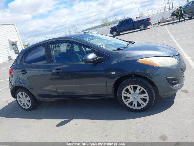 2011 Mazda Mazda2 მანქანა იყიდება აუქციონზე, vin: JM1DE1HYXB0107224, აუქციონის ნომერი: 12601108