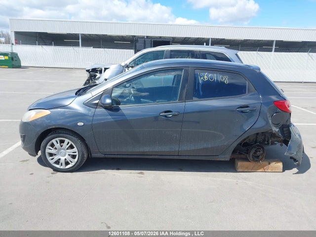 2011 Mazda Mazda2 მანქანა იყიდება აუქციონზე, vin: JM1DE1HYXB0107224, აუქციონის ნომერი: 12601108