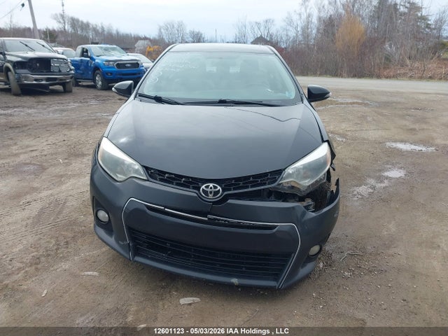 Продажа на аукционе авто 2015 Toyota Corolla S, vin: 2T1BURHE1FC472840, номер лота: 12601123