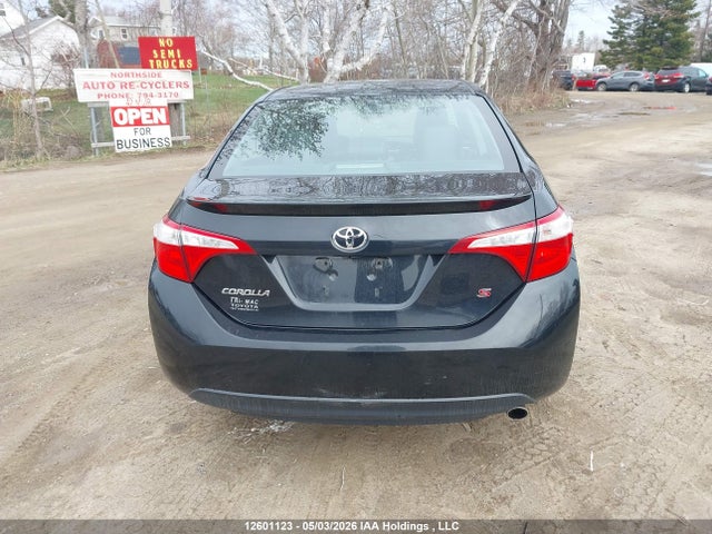 Продажа на аукционе авто 2015 Toyota Corolla S, vin: 2T1BURHE1FC472840, номер лота: 12601123