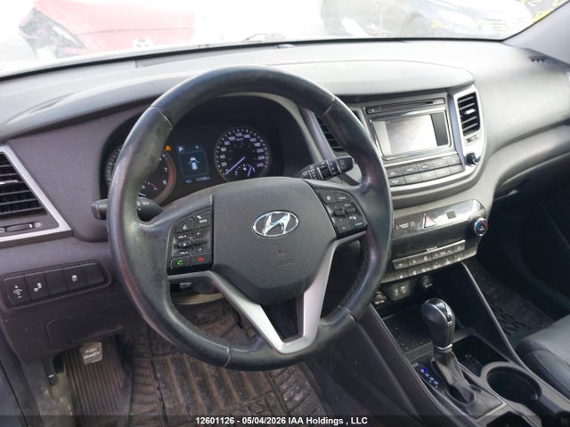 KM8J33A44HU584966 Hyundai Tucson Limited/sport And Eco/se