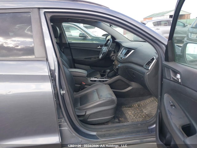 KM8J33A44HU584966 Hyundai Tucson Limited/sport And Eco/se