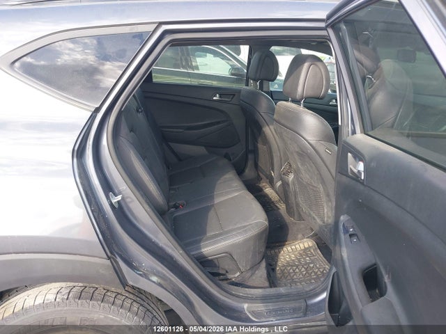 KM8J33A44HU584966 Hyundai Tucson Limited/sport And Eco/se