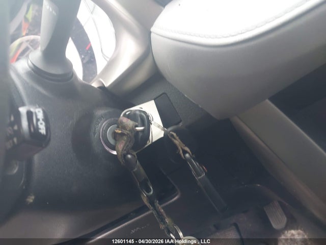 12601145 :رقم المزاد ، 2T3ZFREV6DW058906 vin ، 2013 Toyota Rav4 Le مزاد بيع
