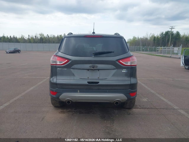 1FMCU9GX5FUC49965 Ford ESCAPE SE