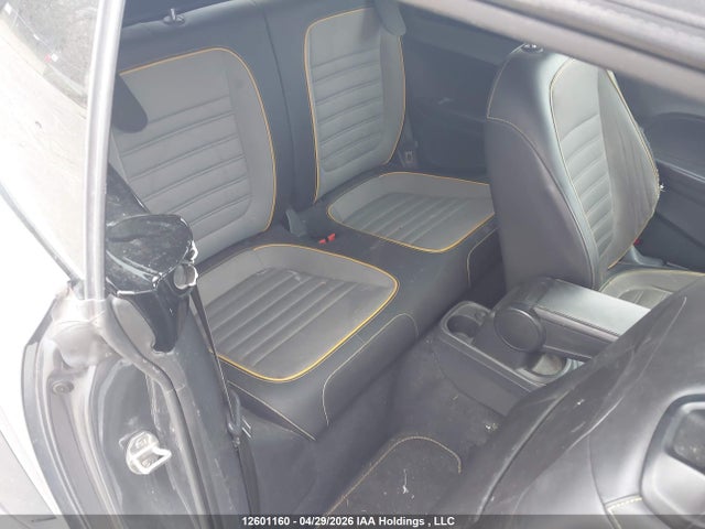 Volkswagen Beetle 2018 3VWTDAAT2JM506389 Image 8