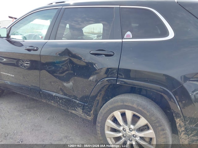 1C4PJMJS9GW342055 Jeep Cherokee Overland