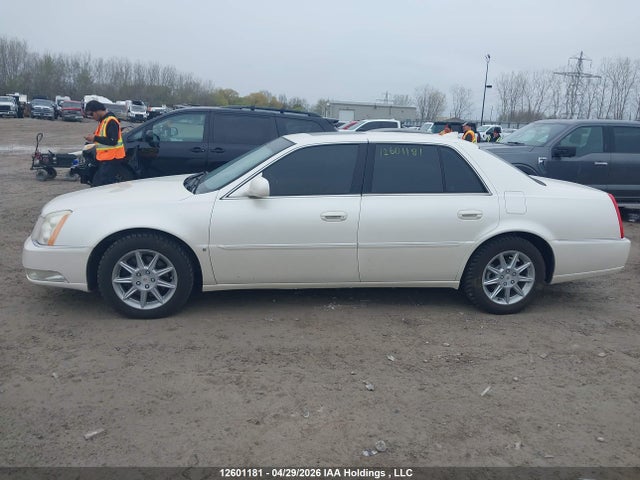 2010 Cadillac Dts Luxury Collection მანქანა იყიდება აუქციონზე, vin: 1G6KD5EY9AU107537, აუქციონის ნომერი: 12601181
