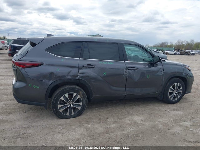 12601198 :رقم المزاد ، 5TDKBRCH7RS637261 vin ، 2024 Toyota Highlander Hybrid Hybrid مزاد بيع