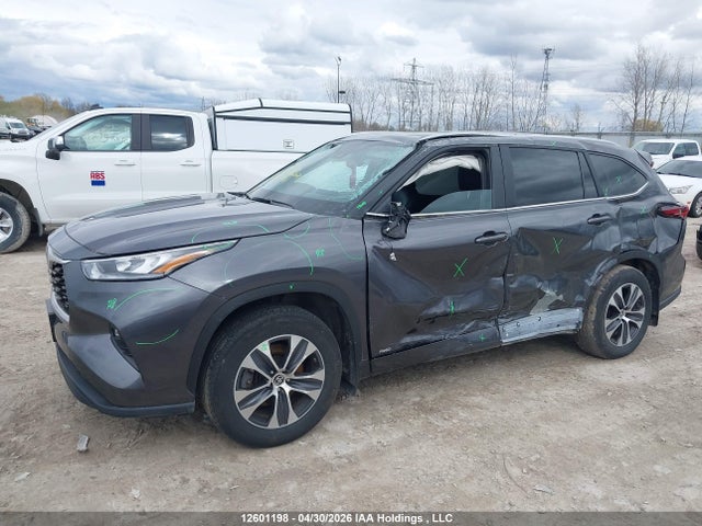 12601198 :رقم المزاد ، 5TDKBRCH7RS637261 vin ، 2024 Toyota Highlander Hybrid Hybrid مزاد بيع
