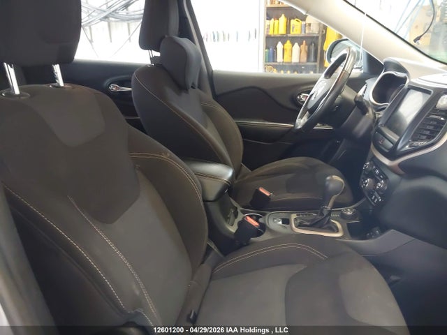 Jeep Cherokee North 2016 1C4PJMCS2GW209926 Image 25
