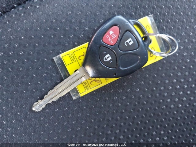 12601211 :رقم المزاد ، 5Y2SM6E07AZ402975 vin ، 2010 Pontiac Vibe مزاد بيع