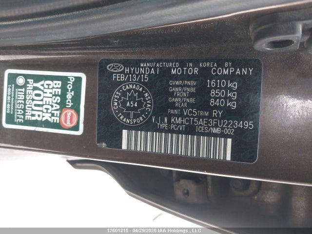 12601215 :رقم المزاد ، KMHCT5AE3FU223495 vin ، 2015 Hyundai Accent Gl مزاد بيع