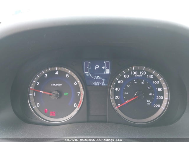 12601215 :رقم المزاد ، KMHCT5AE3FU223495 vin ، 2015 Hyundai Accent Gl مزاد بيع
